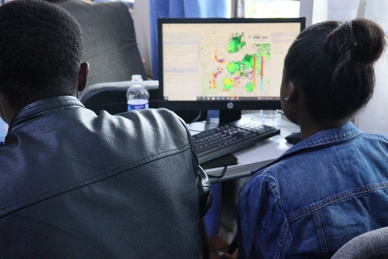 Meteosat Training Workshop Participants In the ASMET Laboratory